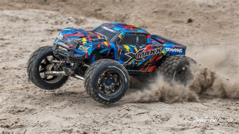 How Wide Is the X-Maxx RC Car? - RCTruckStop