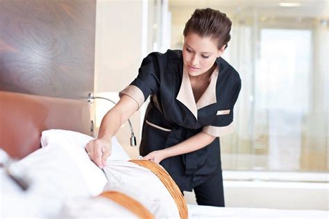 98 Hotel Housekeeping, Housekeeping Tips, Office Cleaning Services, Professional Cleaning ...