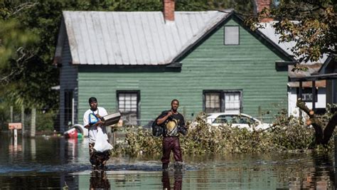 Hurricane Matthew storm surge a threat as it moves up coast: What we ...