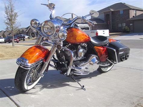 2005 Harley-Davidson® FLHRCI Road King® Classic (Red, Custom), Frisco ...