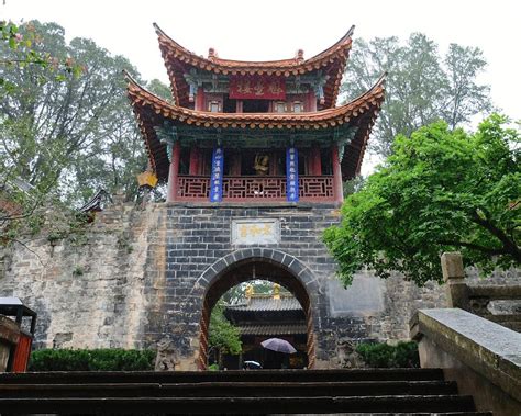 KUNMING GOLDEN TEMPLE - 2023 Qué saber antes de ir - Lo más comentado por la gente - Tripadvisor