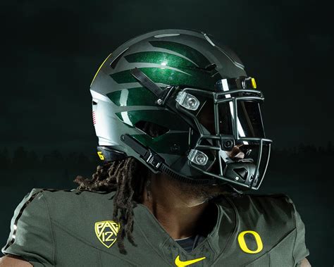 2019 Oregon Football Uniforms — UNISWAG