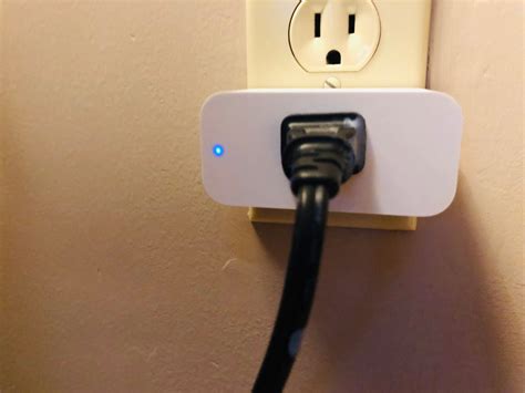 Plug-and-pray no more: Amazon's new smart plug for Alexa is a gift from the smart-home gods ...