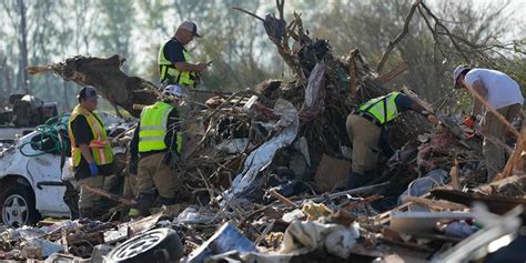 Fox News: Mississippi residents detail the damage of deadly tornadoes ...