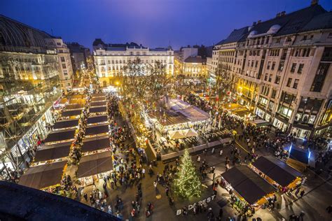 Budapest Christmas Market to be Held Again after Last Year's Hiatus