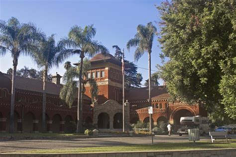 A.K. Smiley Library - City of Redlands