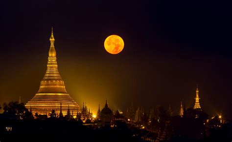 Shwedagon Pagoda History - An everlasting legendary story