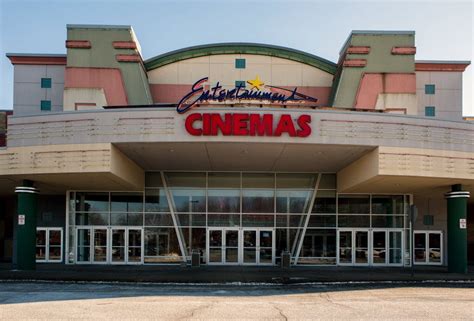 Springfield Plaza, Entertainment Cinemas building now under separate ...