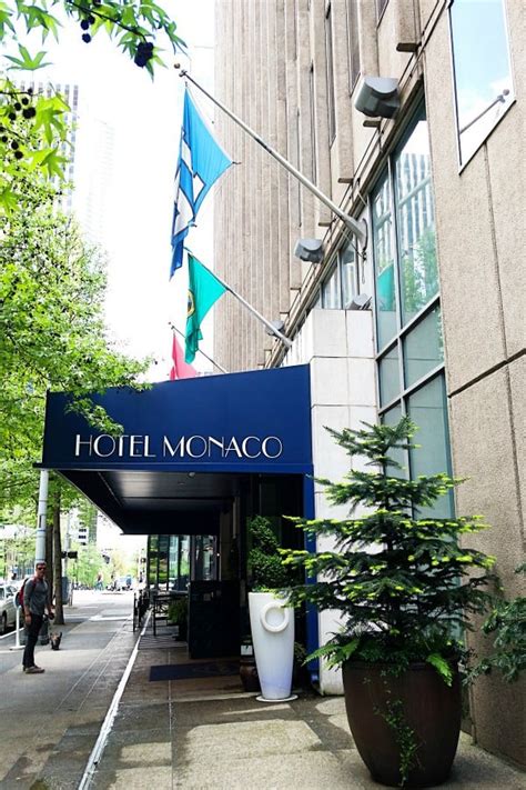 Kimpton Hotel Monaco Downtown Seattle - Reluctant Entertainer