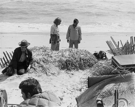 Behind the Scenes: Jaws (1975) | Scenes, Behind the scenes, Jaws movie