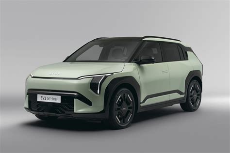 Kia EV3 revealed as sub-£30k electric SUV with 373-mile range - WSG ...