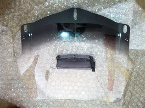 Sell HONDA GOLDWING 1800 OEM WINDSHIELD WITH VENT in Gastonia, North ...