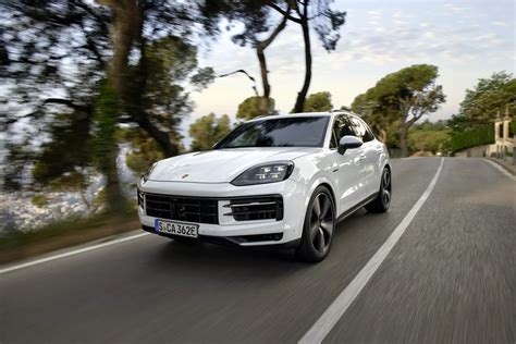 2024 Porsche Cayenne S E-Hybrid arrives as the plug-in middle child for $100,750