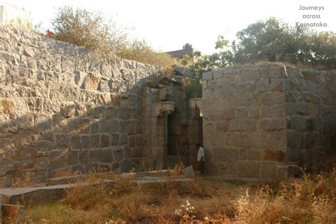 Journeys across Karnataka: Navarang Darwaza, Raichur fort