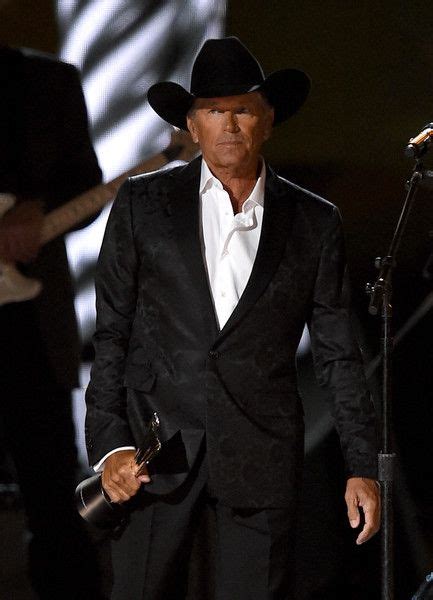 George Strait Photostream | George strait, Country music, Country music awards