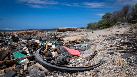 How An EPA Decision On Trash Could Lead To Cleaner Beaches Across Hawaii - Honolulu Civil Beat