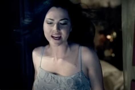 Evanescence's 'Bring Me to Life' Video Passes 1 Billion YouTube