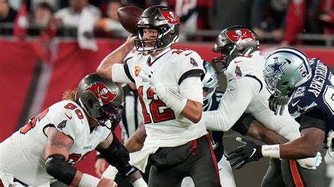 LIVE BLOG: Bucs vs Cowboys face off in wild-card round | wtsp.com