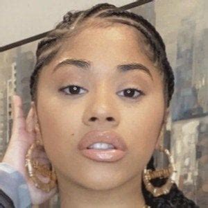 Hennessy Carolina - Age, Family, Bio | Famous Birthdays