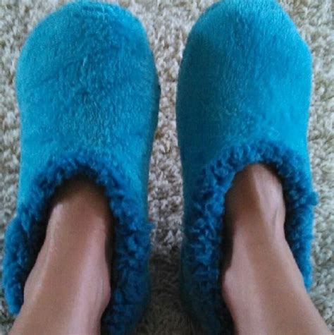 More fuzzy slippers | Slippers, Fuzzy slippers, Comfy cozy