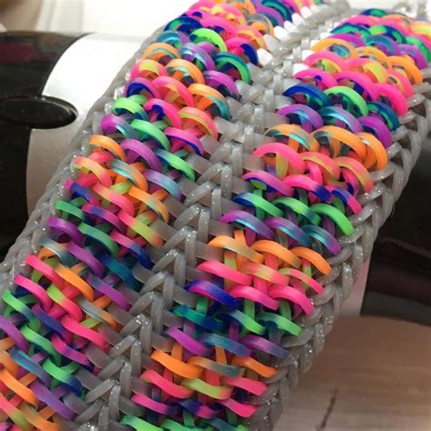 Spring A Ling bracelet | Loom Community, an educational do-it-yourself ...