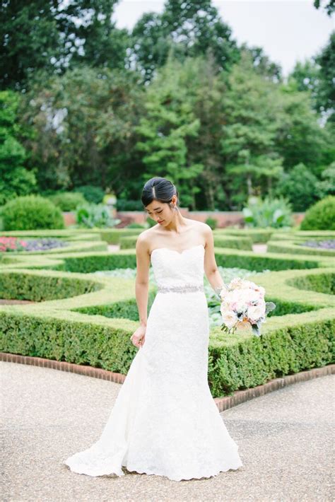 A Simple Garden Wedding at the Missouri Botanical Gardens in St. Louis, Missouri