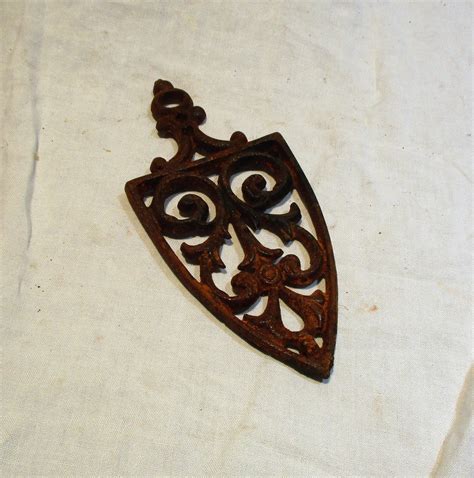 Trivet Iron Press Stand Cast Metal Stand Iron Holder - Etsy