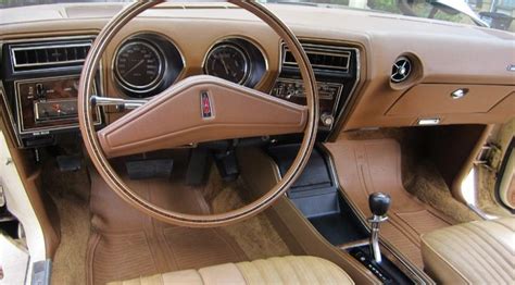 1976 Oldsmobile Cutlass Interior