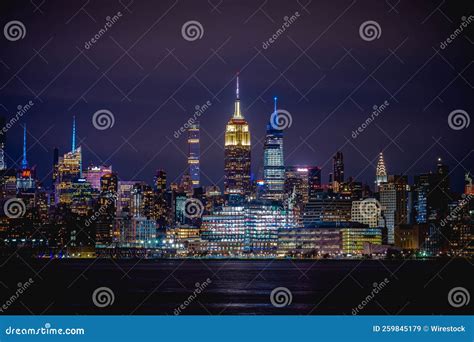 Breathtaking New York Skyline at Night with a Waterscape Editorial Stock Image - Image of lights ...