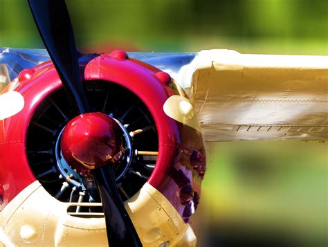 Front Of A Cessna Skyhawk Free Stock Photo - Public Domain Pictures