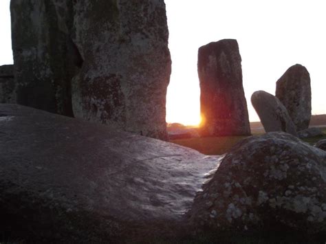 Stonehenge private viewing. Sunrise access trips 2022