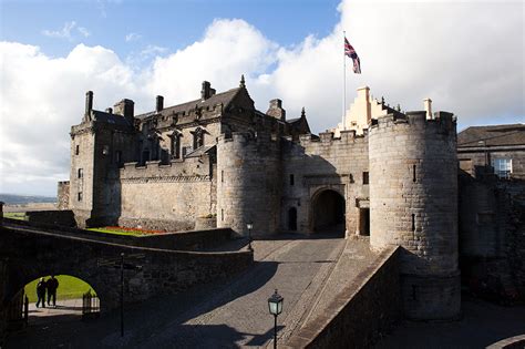 Stirling Castle Gatehouse (Illustration) - World History Encyclopedia