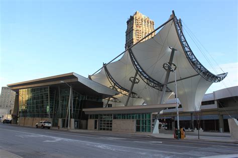 File:Rosa Parks Transit Center Detroit Michigan.JPG - Wikipedia, the free encyclopedia