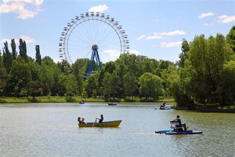 11 Moscow Parks To Visit And Spend a Beautiful Time