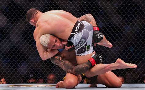 Has Charles Oliveira ever been submitted in the UFC?