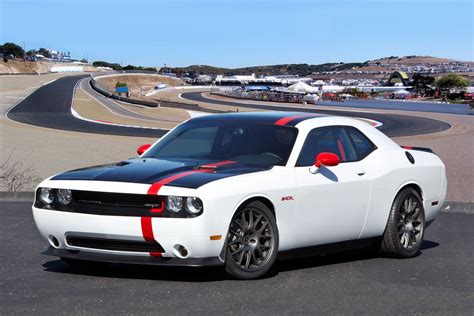 Dodge Challenger SRT8 ACR: Für Höchstleistungen gebaut - Speed Heads