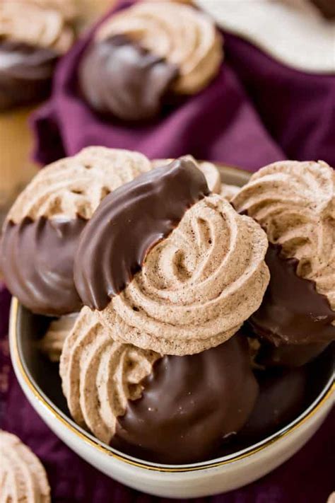 Chocolate Meringue Cookies | The Recipe Critic - My Recipe Magic