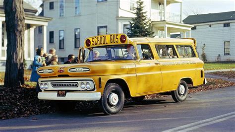 Classic Chevrolet School Bus, old classic chevrolet HD wallpaper | Pxfuel