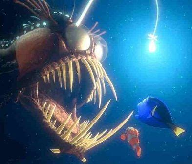 finding nemo scary light fish - Google Search | Väggmålning