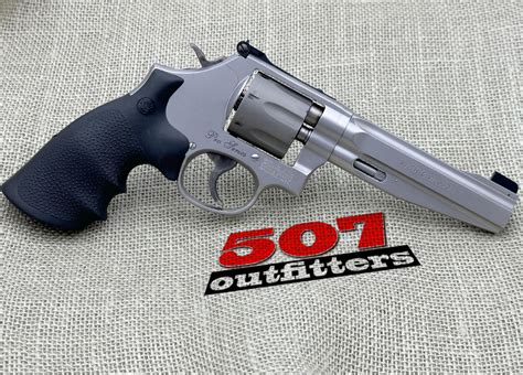 Smith & Wesson 986 9mm – 507 Outfitters