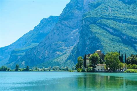 Ten of Our Favorite Lakes in Trentino-Alto Adige | ITALY Magazine