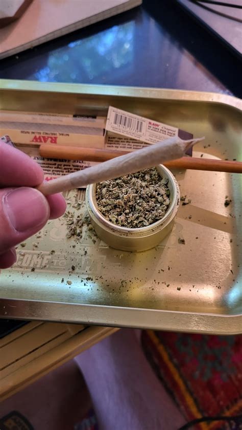 A basic everyday joint - Simple, efficient, and dependable : r/ratemyjoint