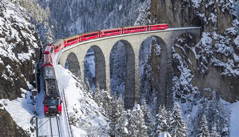 5 Scenic Routes To Discover In Switzerland By Train - TravelWarm