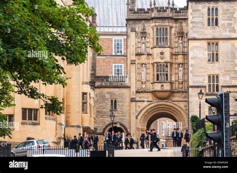 Bristol Cathedral Choir School, Abbey House, College Square, Bristol ...