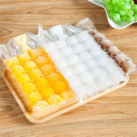 10PCS / Creative Disposable Ice Packs Frozen Ice Mold Food Grade PE Material Self sealing Ice ...