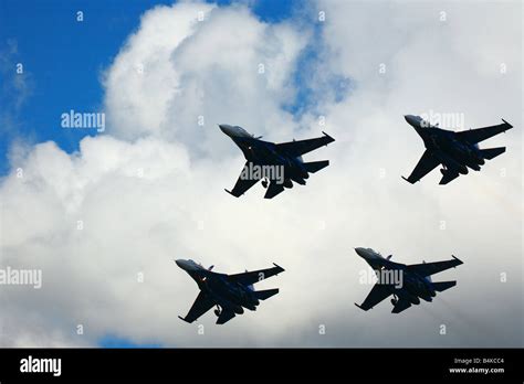 Aerobatic group Russian Knights Air show Novosibirsk Stock Photo - Alamy