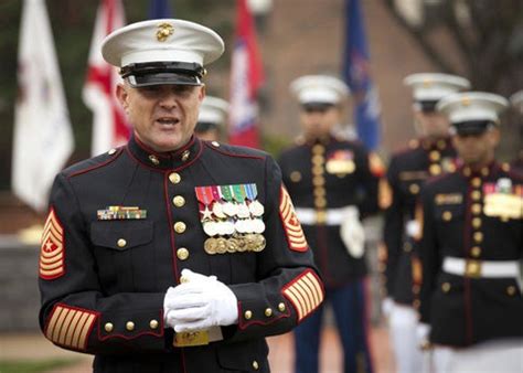 Marine Corps Uniform Regulations: Tips & Advice for Appropriate Wear ...