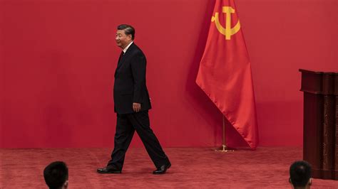 Xi Jinping locks in a 3rd term in China and no one knows who'll succeed ...