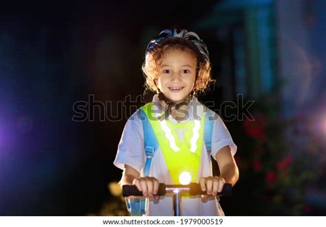 3,273 Safety Vest Kids Images, Stock Photos & Vectors | Shutterstock