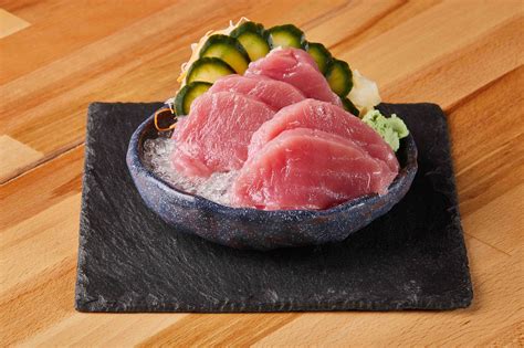 Tuna 3 pcs. - SushiRoom